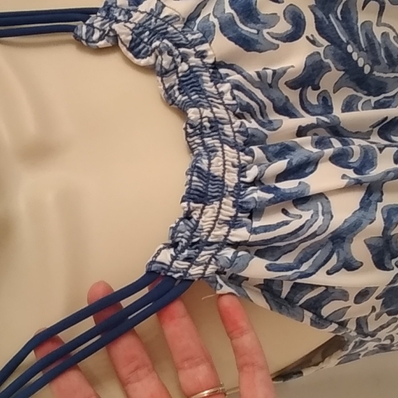 Suzy Shier Damask-Like Print Top - Picture 2 of 3